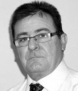 Mr Russ Bralsford