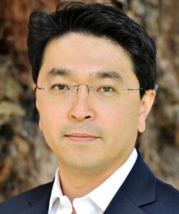 Mr Jong Kim