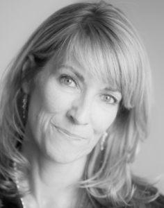 Dr Renee Hoenderkamp